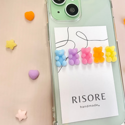 くまグミのスマホケース（よこ）【iPhone全機種対応】レジン iPhone16 iPhone15 クリアケース 2枚目の画像