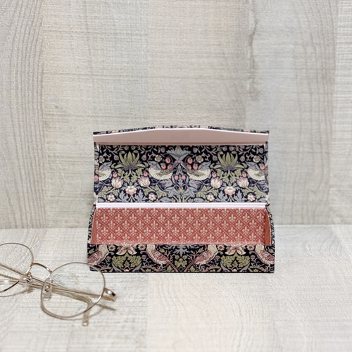 ゆったりサイズの眼鏡ケース☆【grey/pink】モリス☆いちご泥棒