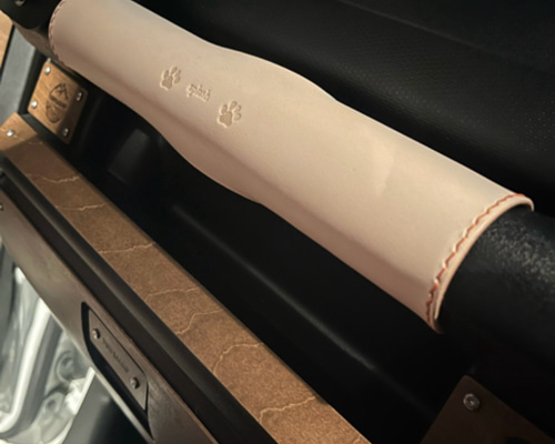 ☆NEW☆Jimny ジムニー(JB64/74)助手席アシストグリップカバー＊ヌメ革