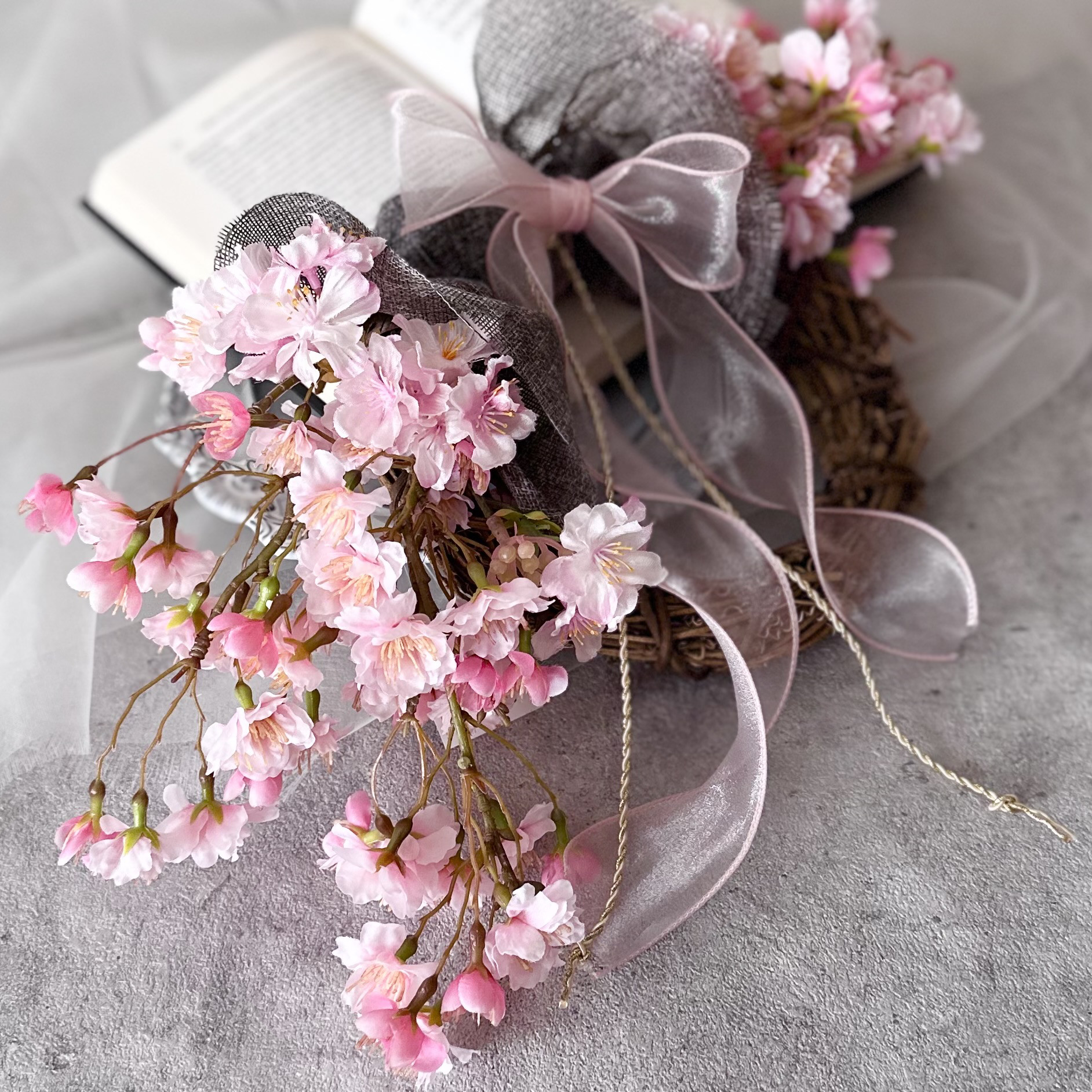 Sakura【桜リース・ドアリース・玄関リース・造花リース・大きめリース・結婚祝い・両親贈呈】