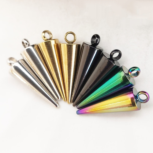 【極希少】バイオハザード ダークサイド・クロニクルズ 銃弾型チャーム ストラップ バイオハザード ダークサイドクロニクルズ 銃弾型チャーム ストラップ