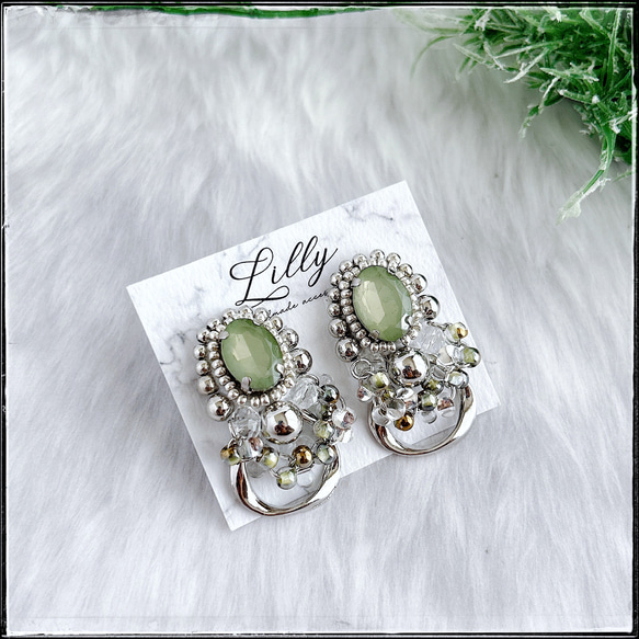 大ぶりピアス/ビジュー/ビーズ刺繍ピアス/シルバー/フープ/ピアス イヤリング 6枚目の画像