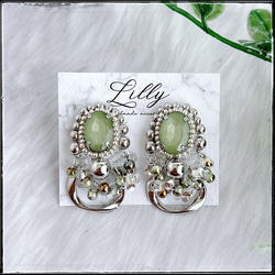 大ぶりピアス/ビジュー/ビーズ刺繍ピアス/シルバー/フープ/ピアス イヤリング 1枚目の画像