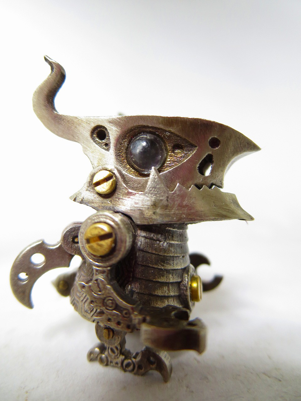 どらごごさん（洋白）