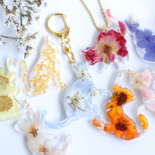 選べるシルエット&お花・イニシャル入りもOK♪】お花ネコさんの