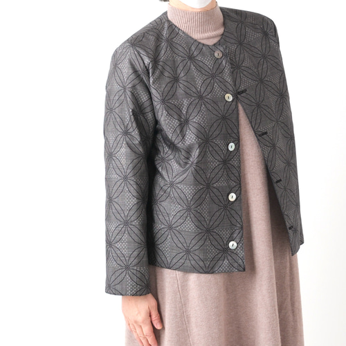 着物　リメイク　正絹紬　ジャケット　ノーカラー　シャツジャケット 着物 リメイク 正絹紬 ジャケット ノーカラー シャツジャケット