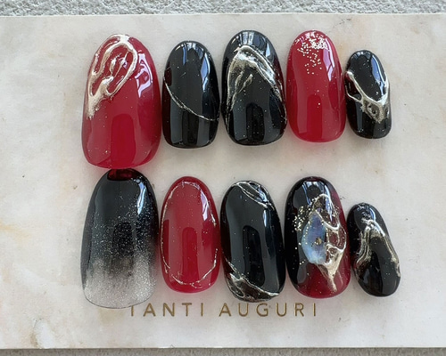 暗い赤 ネイルチップ 濃い赤 ダーク レッド 黒 ブラック クール シック