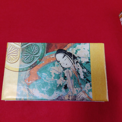 希少 姫ホタテ貝 貝合わせ（15組30枚) 、 貝桶セット 源氏物語絵巻