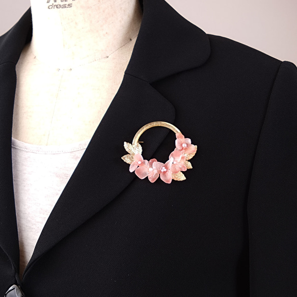 桜 ブローチ 卒業式 入学式 結婚式 セレモニー 上品 華やか 春 ギフト