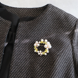 ミモザのリースブローチ 3枚目の画像