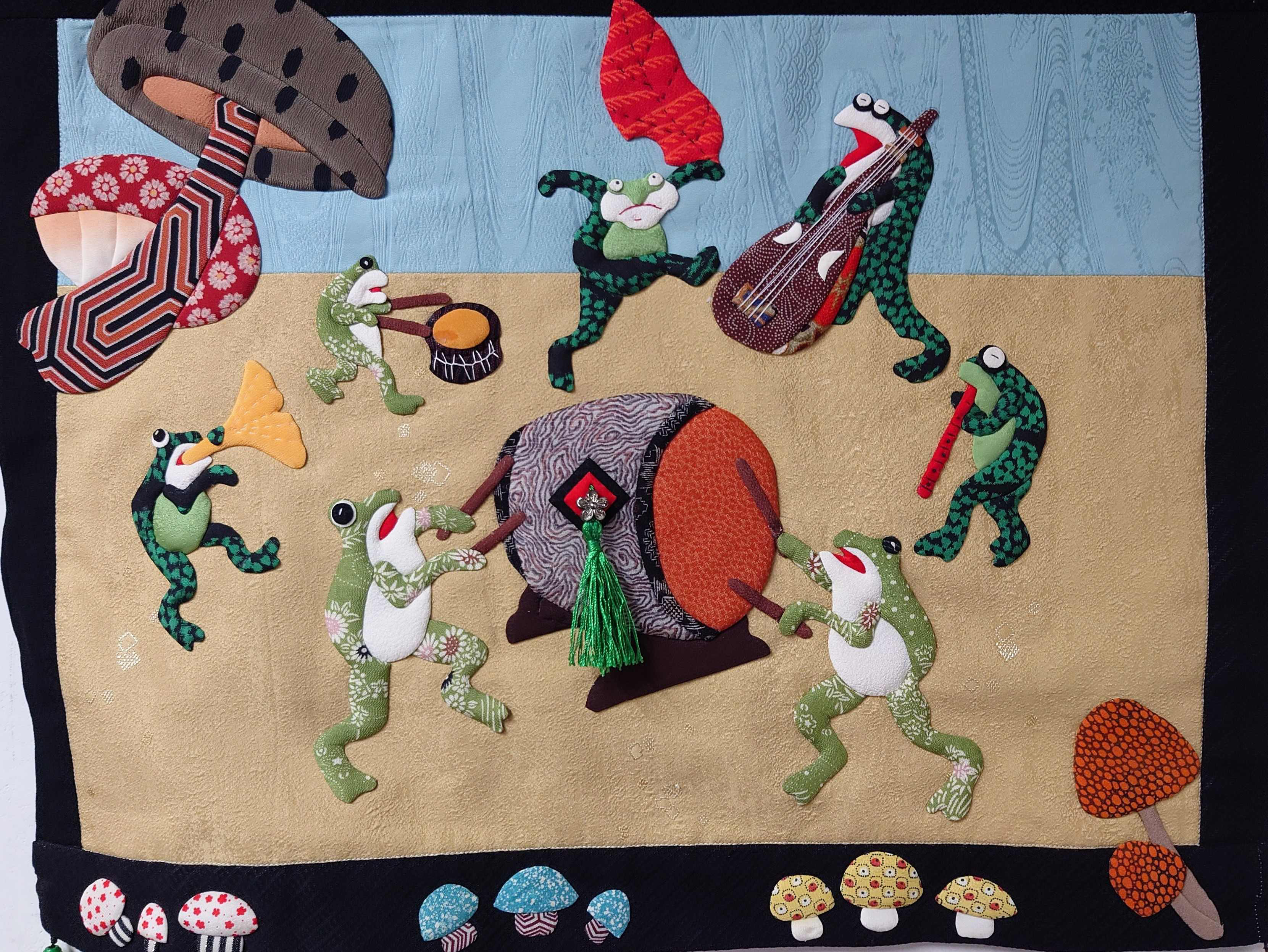 【出来上がり】秋の音楽会のタペストリー【特別価格】