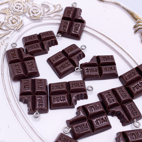 チャーム チョコ お菓子 食べかけの板チョコ 28mm 12個 チョコレート