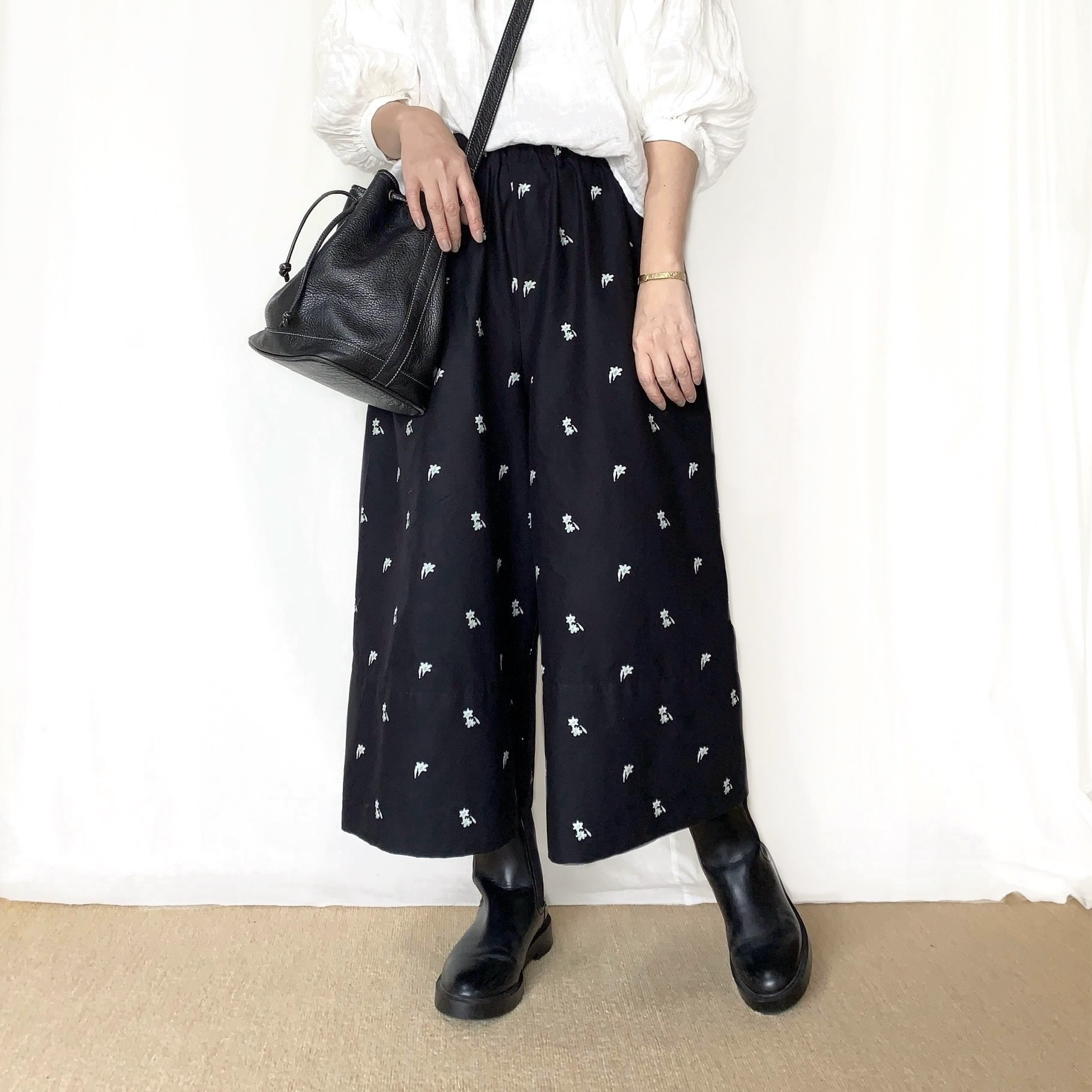 LILY print ＩＥＮ ORIGINAL 8分丈ワイドパンツ(BLACK)
