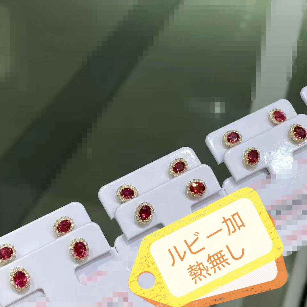 天然ダイヤモンド付きルビーピアスk18