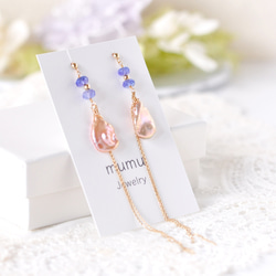 K10YG /タンザナイトとペタルパールのロングピアス ピアス（スタッド