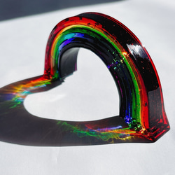 置物 オブジェ 現代アート 虹色 虹色に輝くガラスアート「虹の結晶」が美しい 約30個のパーツが 店舗用品