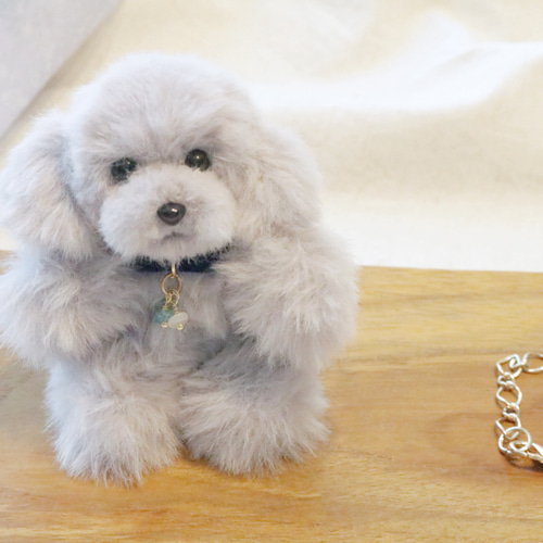 幸せを願うぬいぐるみ トイプードル シルバー グレー トイプー