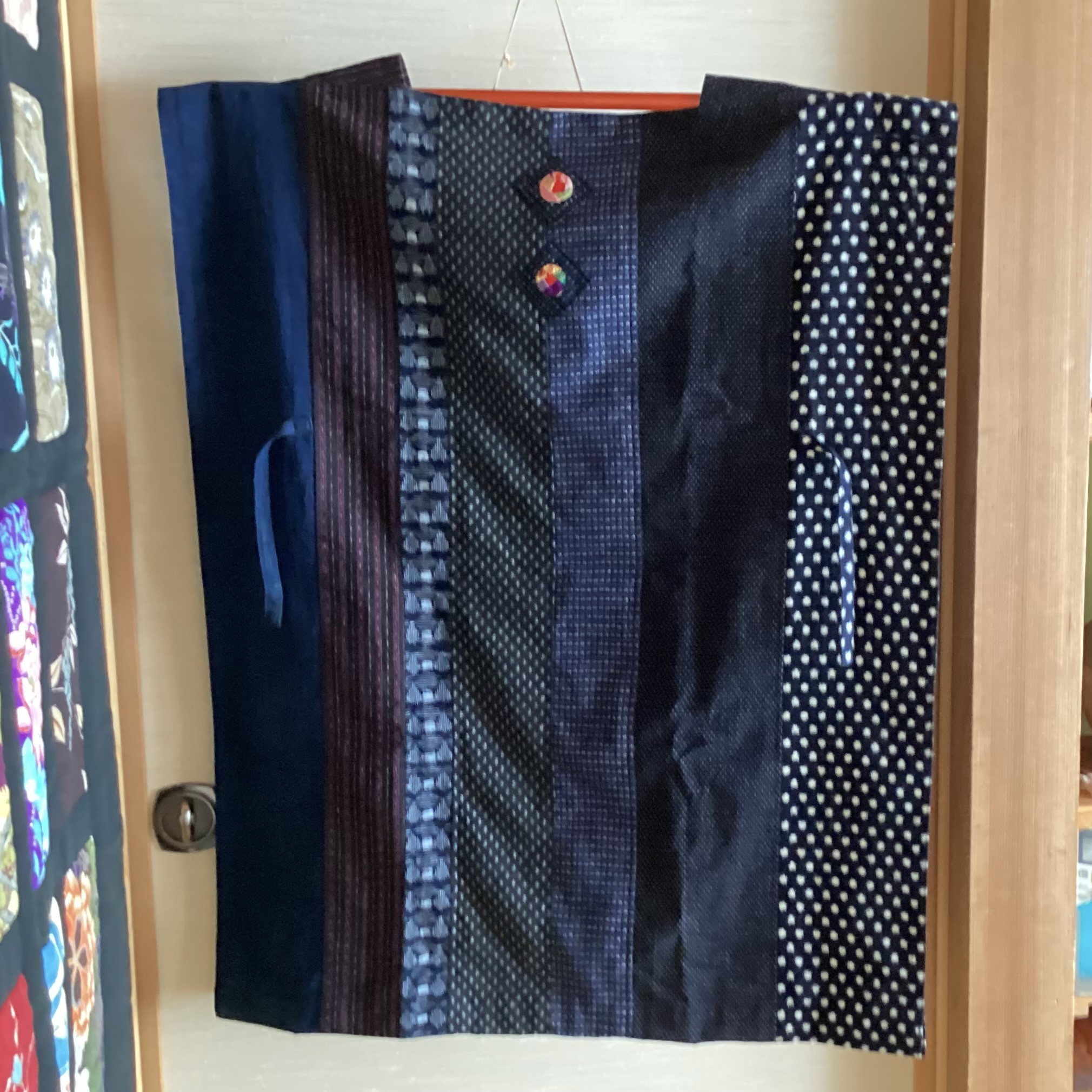 ひも結びのチュニック　①