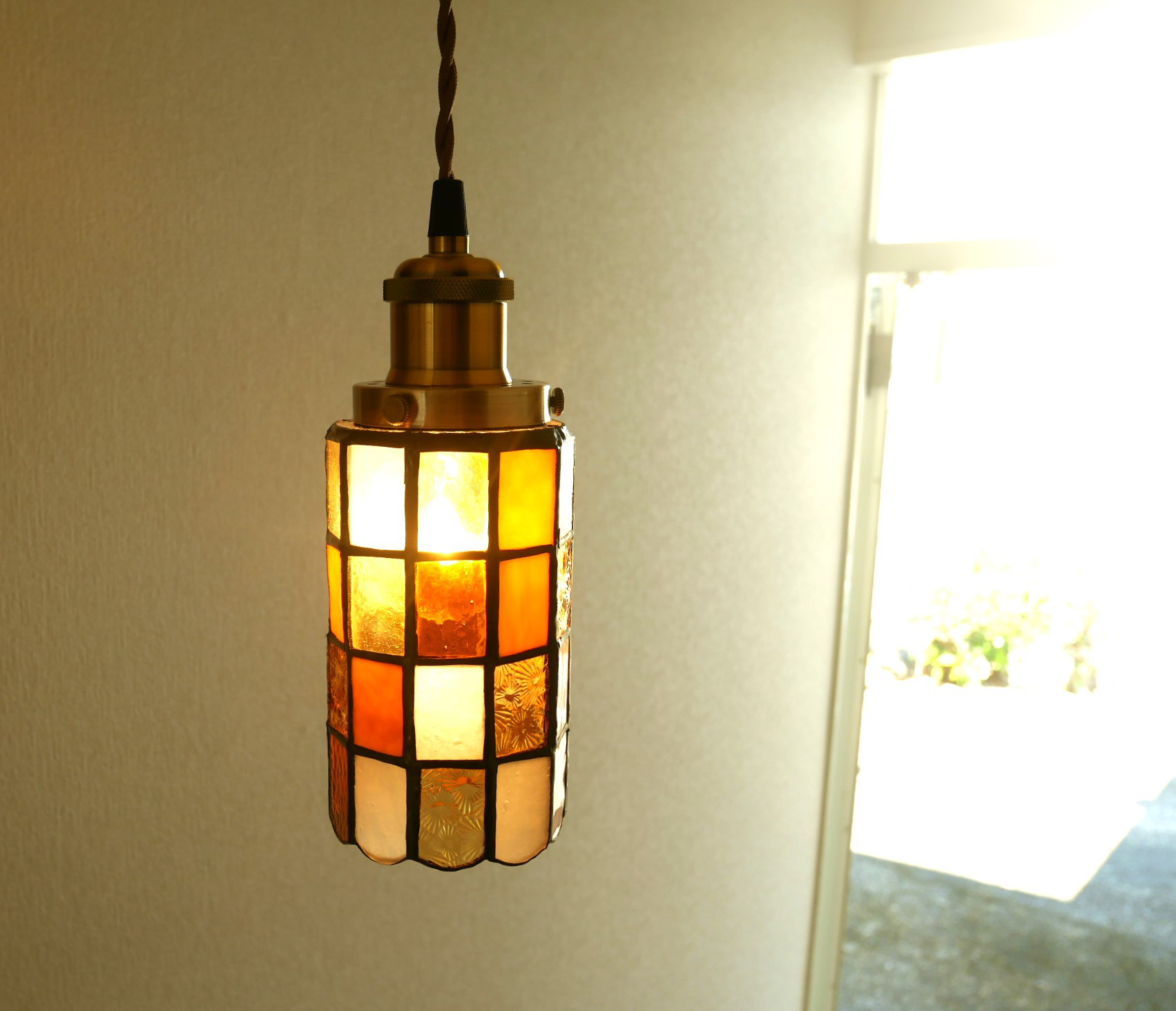 ✴︎:.｡アンティーク風(キャメル、ブラウンetc）のペンダントライト　　送料無料♪