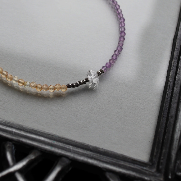 アメジスト × シトリン × ハーキマーダイヤモンド × カレンシルバー　華奢でシンプルなブレスレット 2枚目の画像