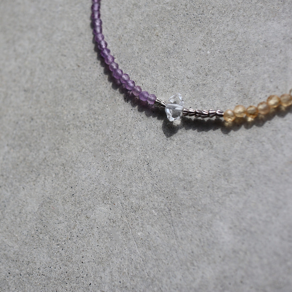 アメジスト × シトリン × ハーキマーダイヤモンド × カレンシルバー　華奢でシンプルなブレスレット 9枚目の画像