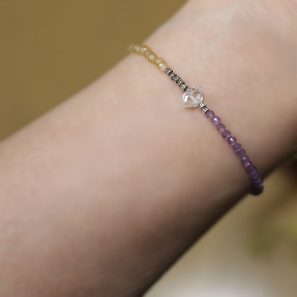 アメジスト × シトリン × ハーキマーダイヤモンド × カレンシルバー　華奢でシンプルなブレスレット 14枚目の画像