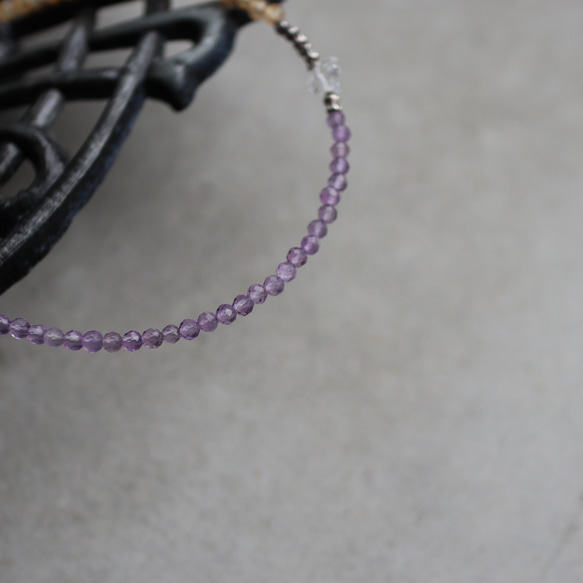 アメジスト × シトリン × ハーキマーダイヤモンド × カレンシルバー　華奢でシンプルなブレスレット 6枚目の画像