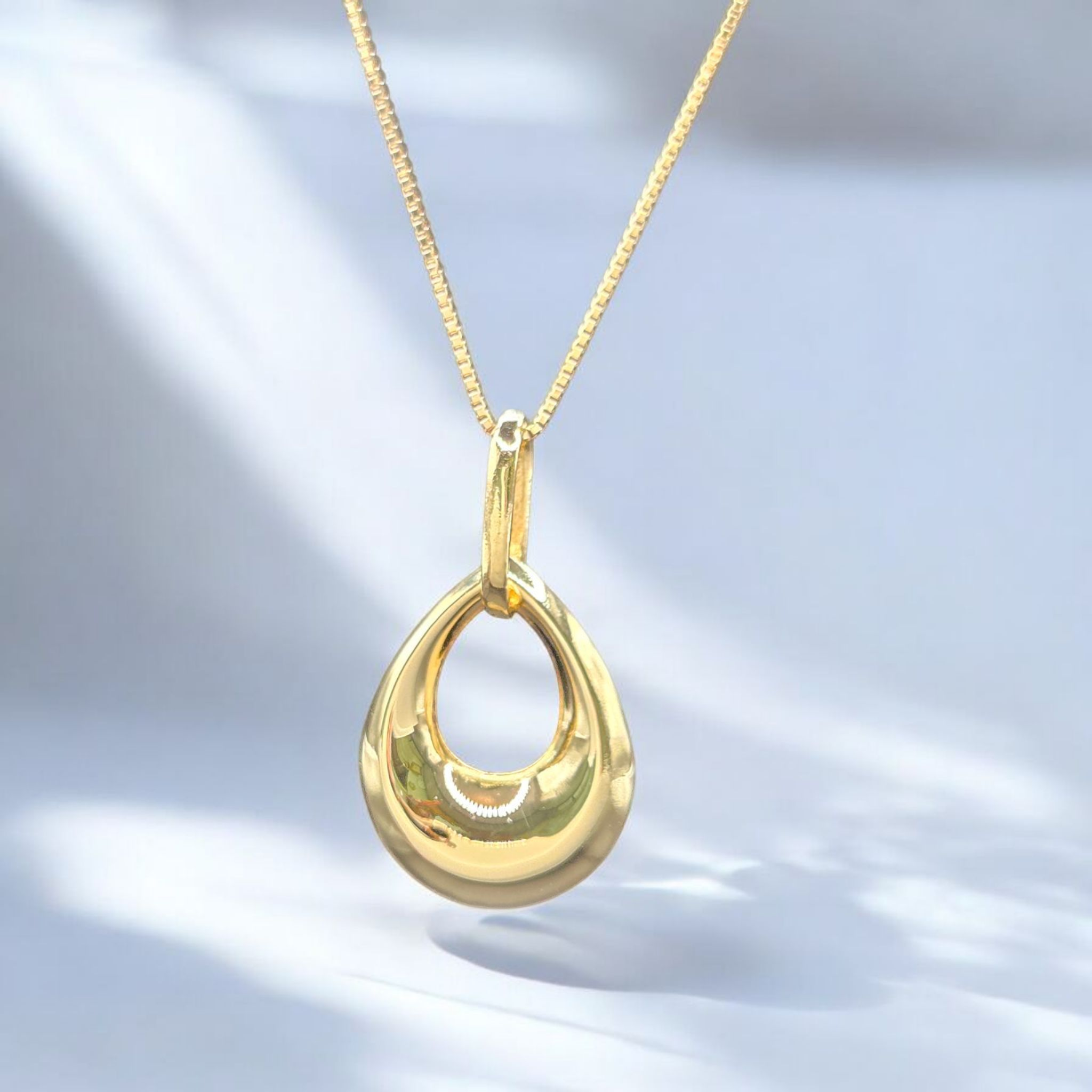 K18　しずく　ペンダント