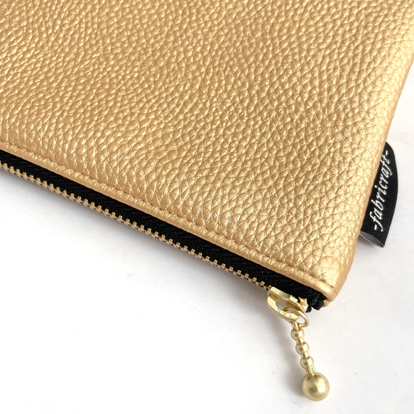 フラットポーチ/フェイクレザー/ファスナーポーチ/メイクポーチ/レッド/ゴールド 3枚目の画像