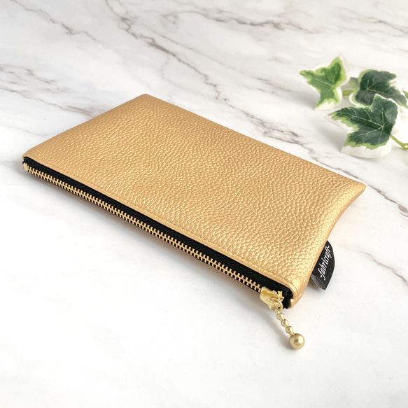 フラットポーチ/フェイクレザー/ファスナーポーチ/メイクポーチ/レッド/ゴールド 2枚目の画像