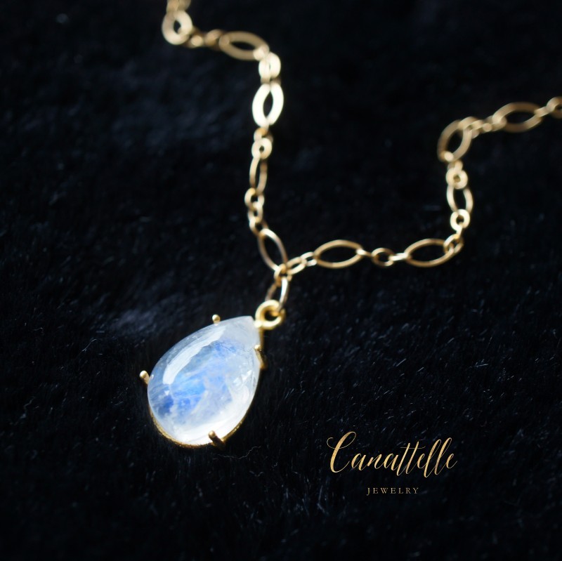 天然石 レインボームーンストーン ロング・ネックレス ~blue moon~ （５０ｃｍ）