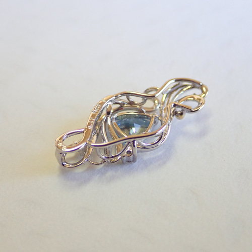 アクアマリン高品質ブルーカラー 鳳凰デザイン ペンダントトップ