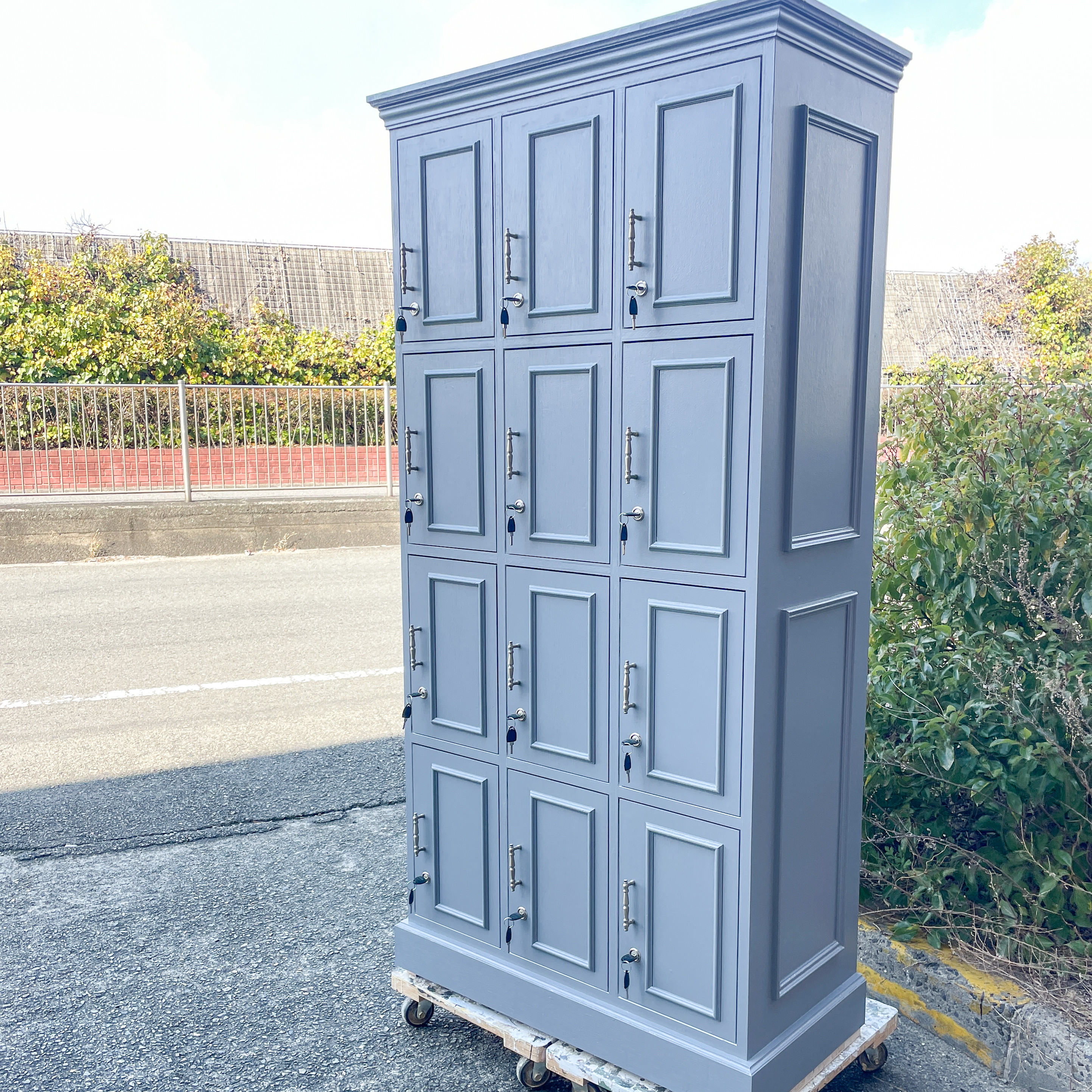 美容室向け鍵付きロッカー お荷物ロッカー サロン向け店舗什器 オーダーメイド家具