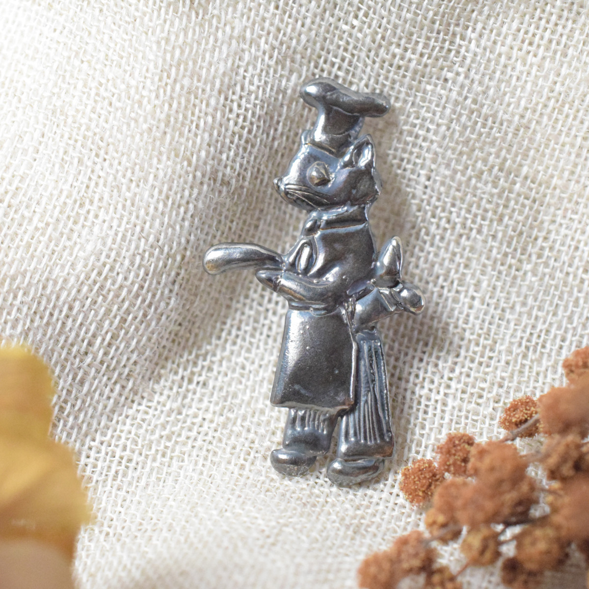 猫のピンタックブローチ　クッキング２