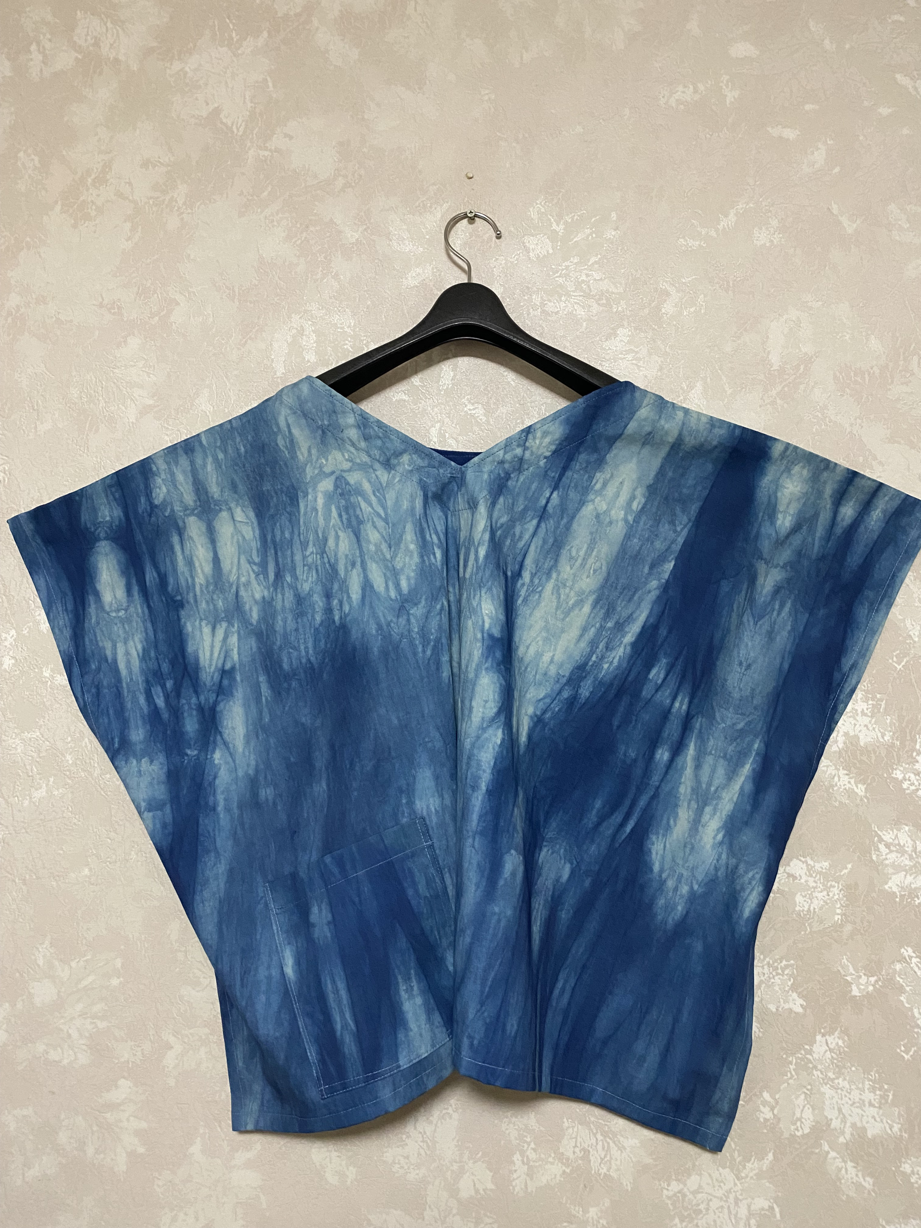 272.藍染めチュニック、ゆったり　絞り染め　リラックス　長方形　2ウェイ