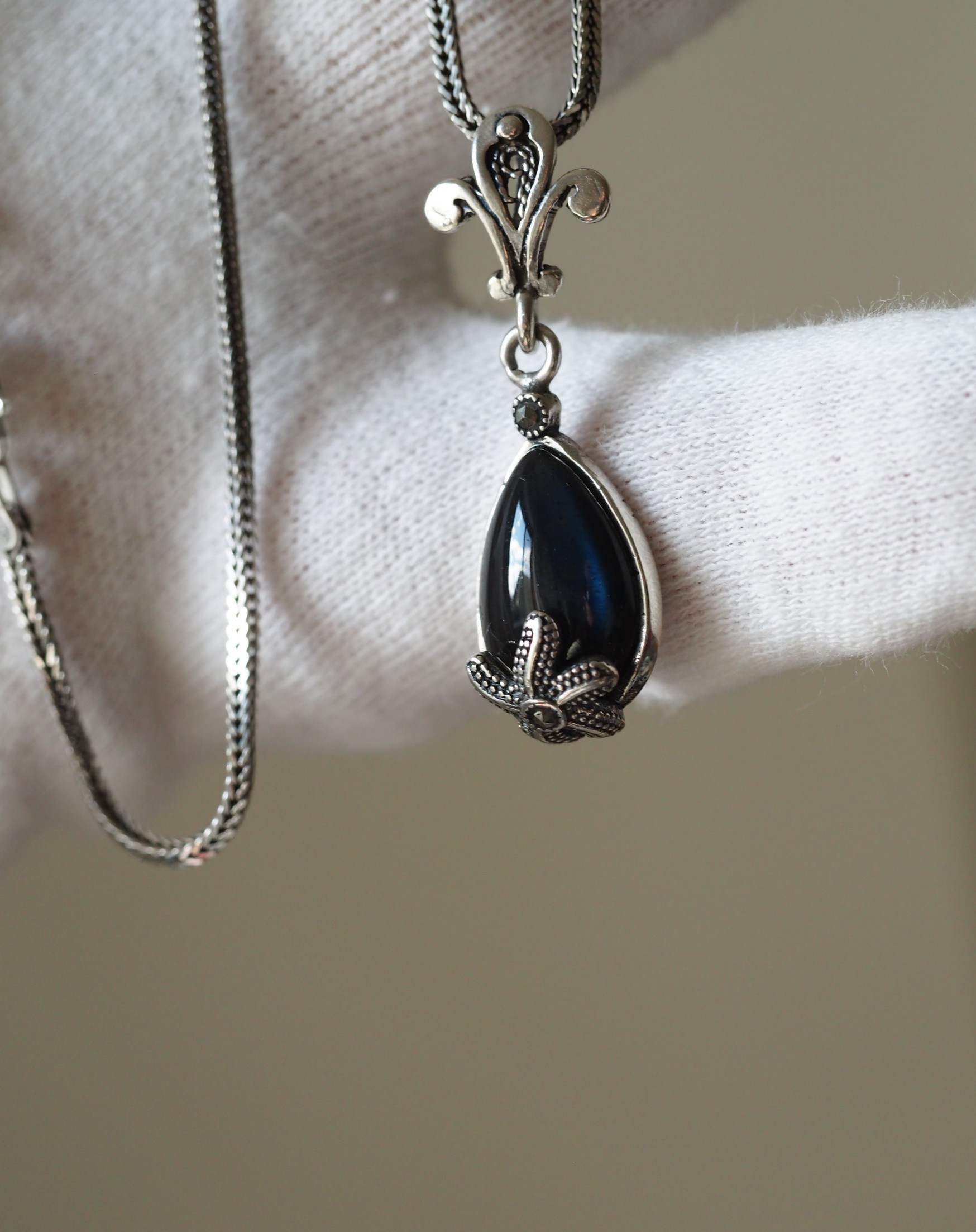 ブラックラブラドライト１４　S925スターフィッシュ個性派デザインペンダントトップ