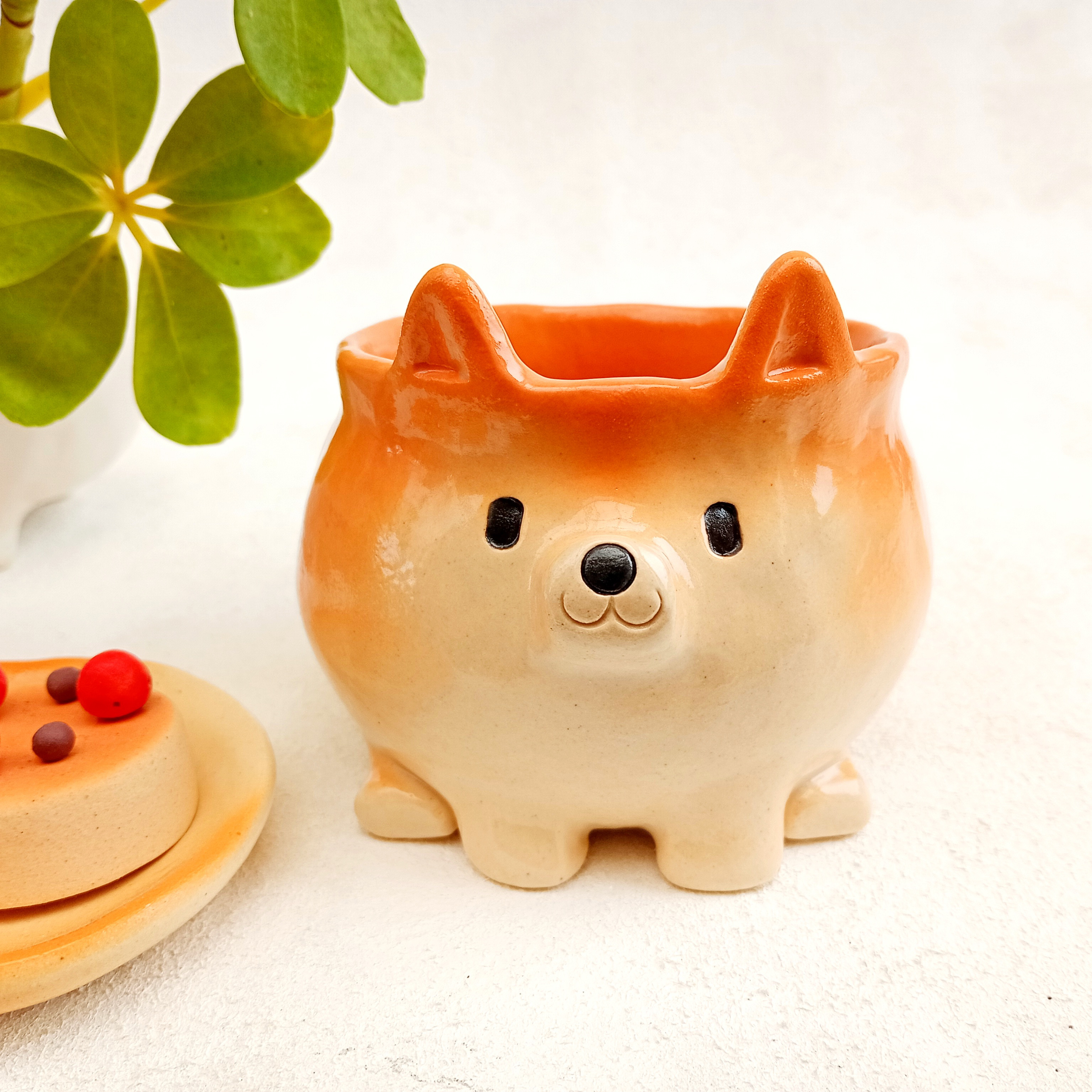 ふっくらお座り柴犬マグカップ 250ml 楽しい動物の陶器　受注製作