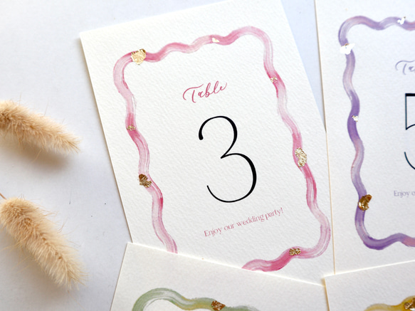 ［6色展開］繊細で華やか♡ニュアンスアートと金箔のテーブルナンバー　なみなみ　カラフル 10枚目の画像