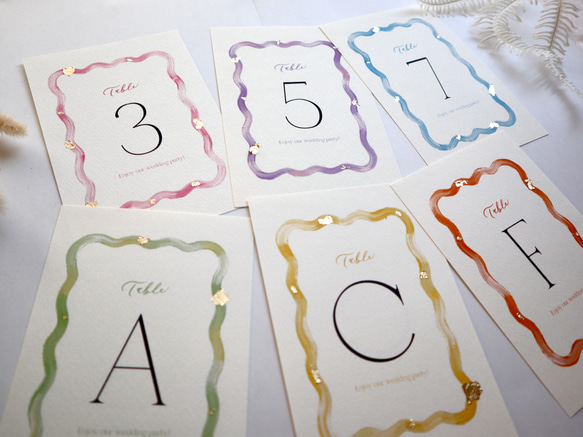 ［6色展開］繊細で華やか♡ニュアンスアートと金箔のテーブルナンバー　なみなみ　カラフル 4枚目の画像