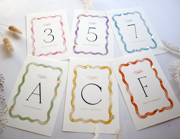 ［6色展開］繊細で華やか♡ニュアンスアートと金箔のテーブルナンバー　なみなみ　カラフル 2枚目の画像