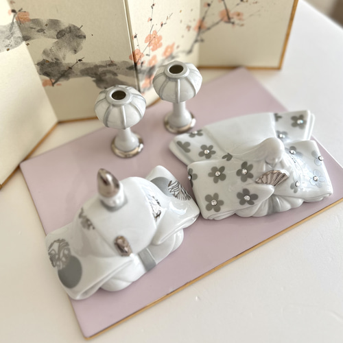 桃色の可愛いおひな様の台 ピンク ゴールド シルバー 花台 プレート