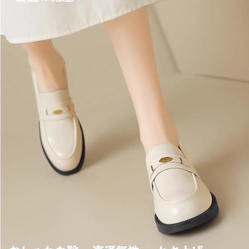 楽福靴春夏2025新型婦人靴尖った黒の小さな革靴レトロな英国風ソフト