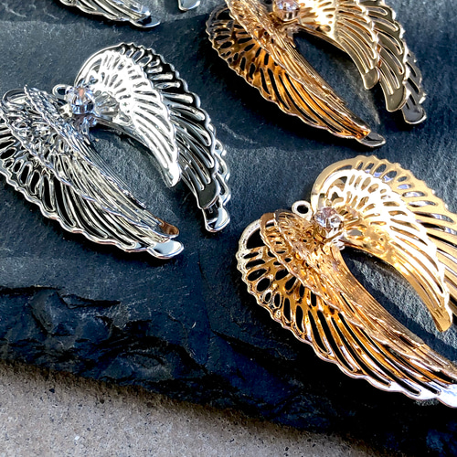 Kaya❤️ カラフル　翡翠　チャーム Kaya❤️ カラフル 翡翠 チャーム Kaya❤️ カラフル 翡翠 チャーム 夏