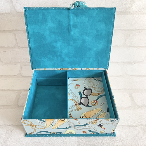 カルトナージュボックス（アクセサリーボックス・ソーイングボックス