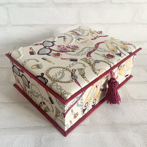 カルトナージュボックス（アクセサリーボックス・ソーイングボックス