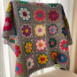 85cm×130cm ミモザ色×カラフル モチーフ編み大判ブランケット 85cm×130cm ミモザ色×カラフル モチーフ編み大判ブランケット