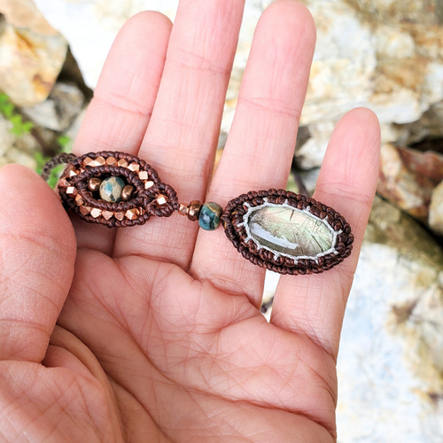 イルカの耳骨 化石 幸運のお守り イルカ 耳骨 あぶみ 化石 海の