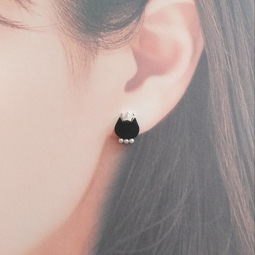 King×cat 王冠 黒猫 パール ピアス イヤリング シルバークラウン