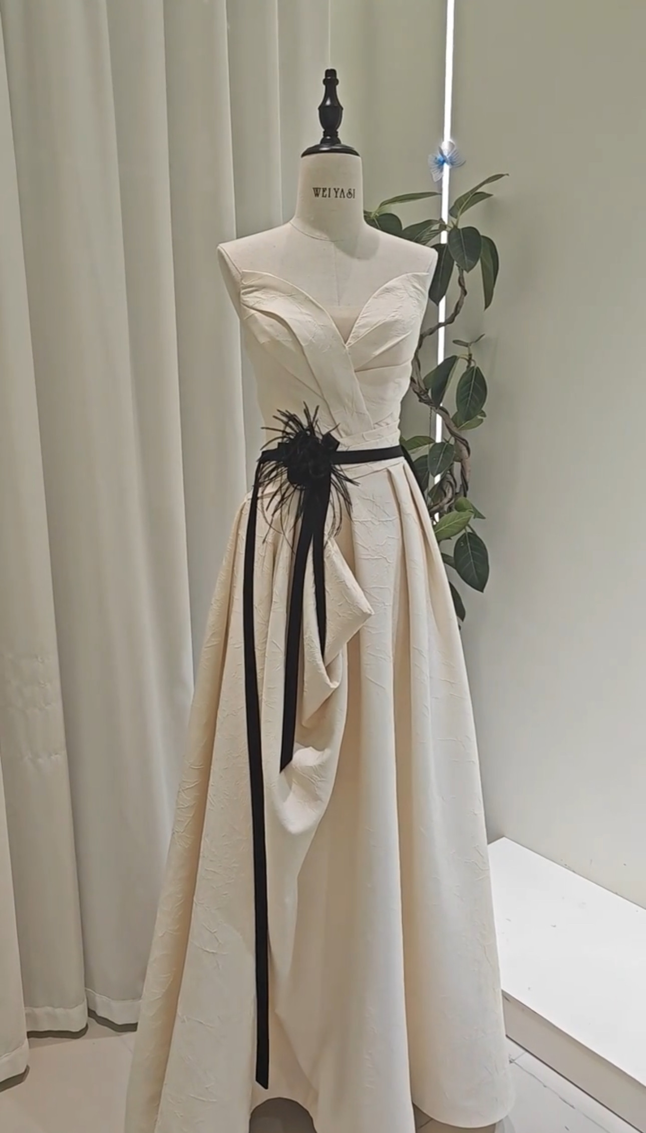 激安　シンプル優雅サイズオーダー可能　編み上げ　Aラインジャカード織り vネック　パーティードレス音楽会演奏会発表会卒業