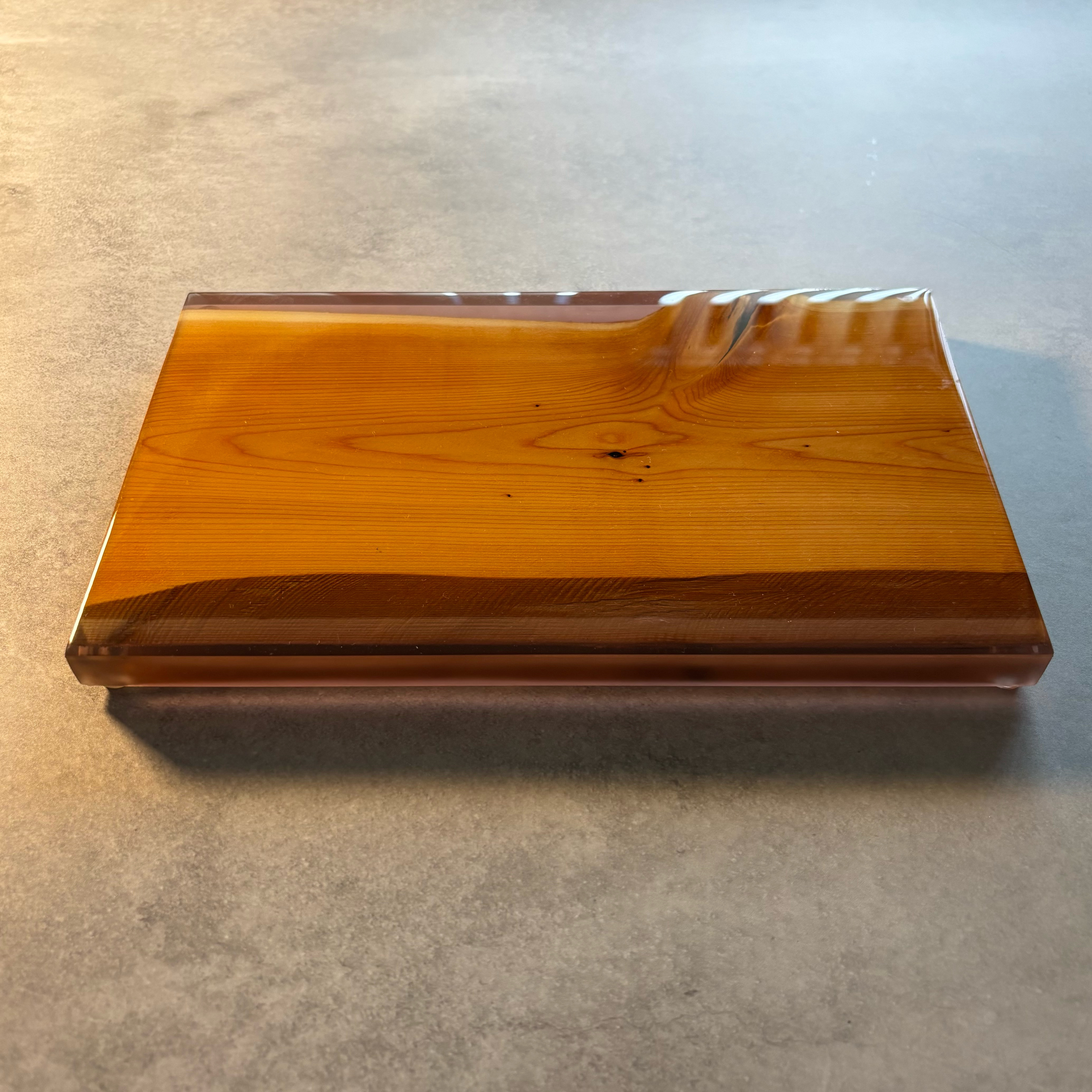 約80×50cm　厚み約6cm 花台　下敷き　不規則な形状 ::木製の置物